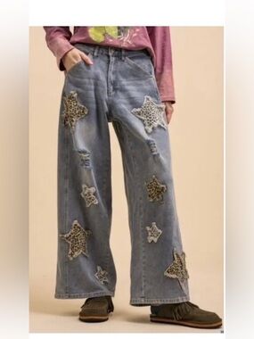 Blue Velvet Relaxed Fit Denim Jeans, Leopard Star Patches, Light Denim, Large